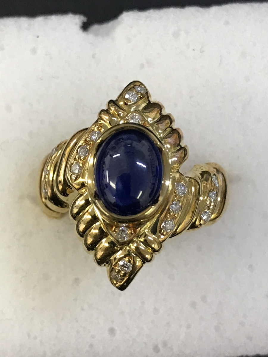 宝石の付いたアクセサリーもお待ちしております！