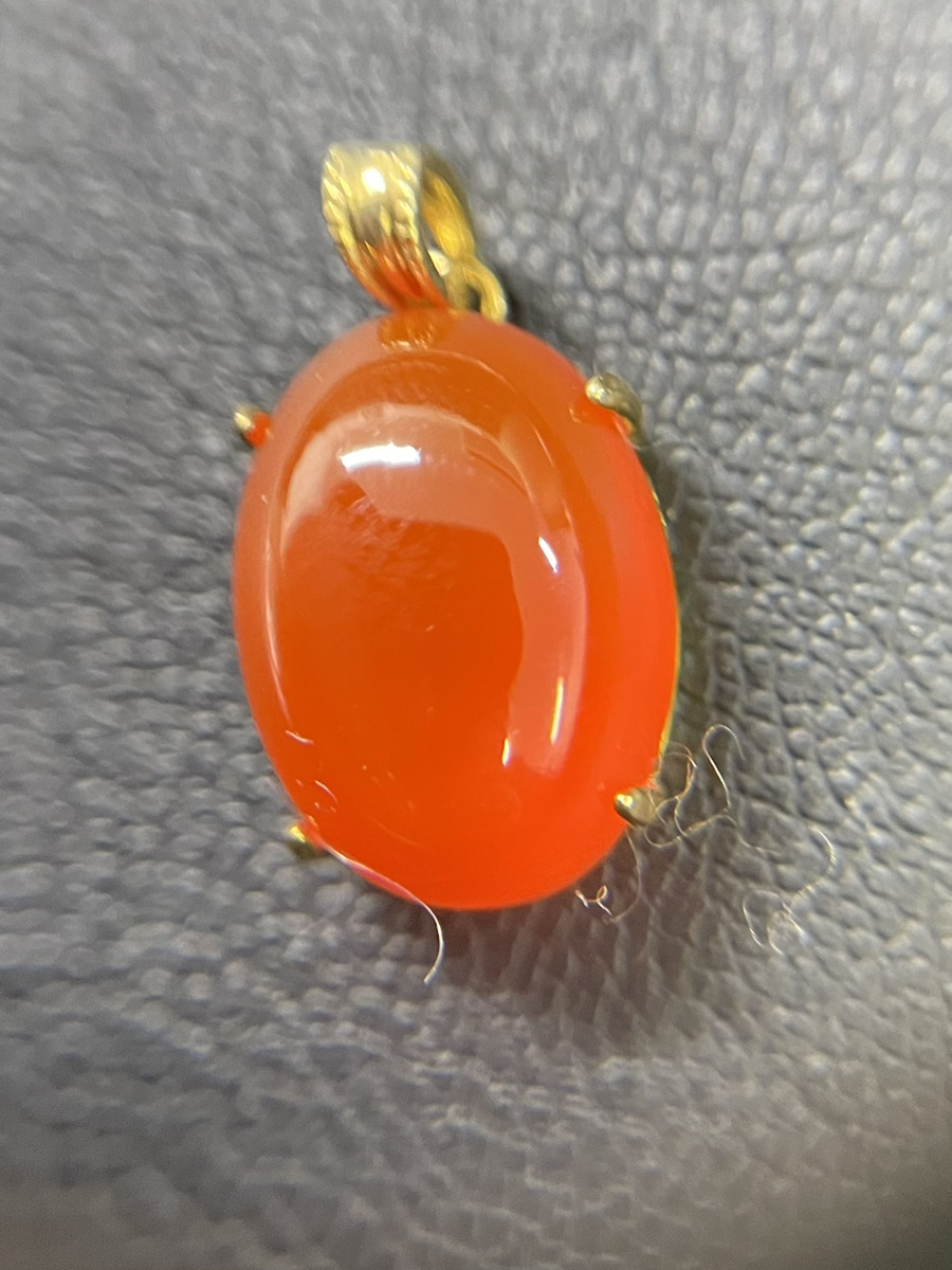 小さなジュエリー、アクセサリーも大歓迎です！