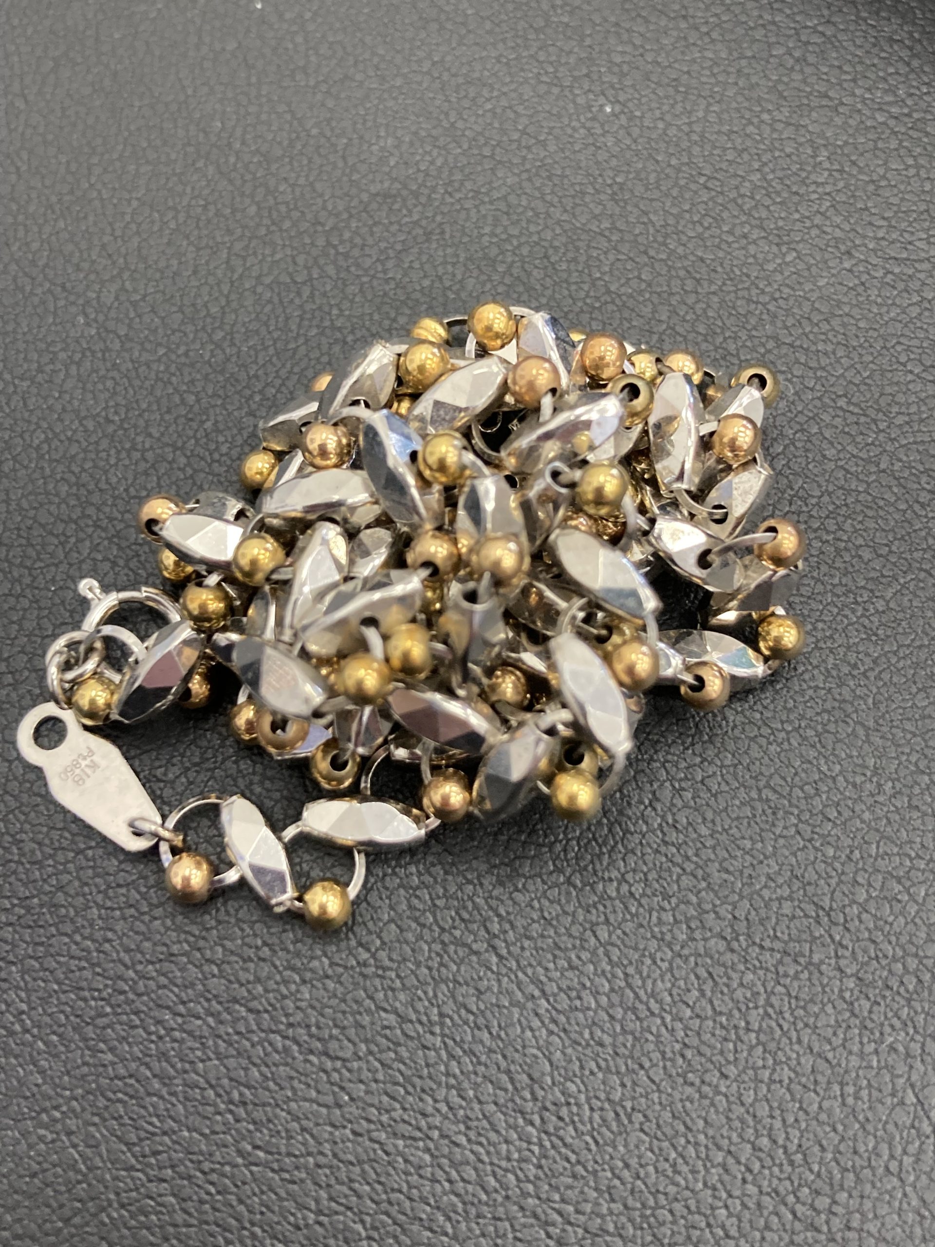 プラチナとゴールドのネックレスをお買取させて頂きました♪