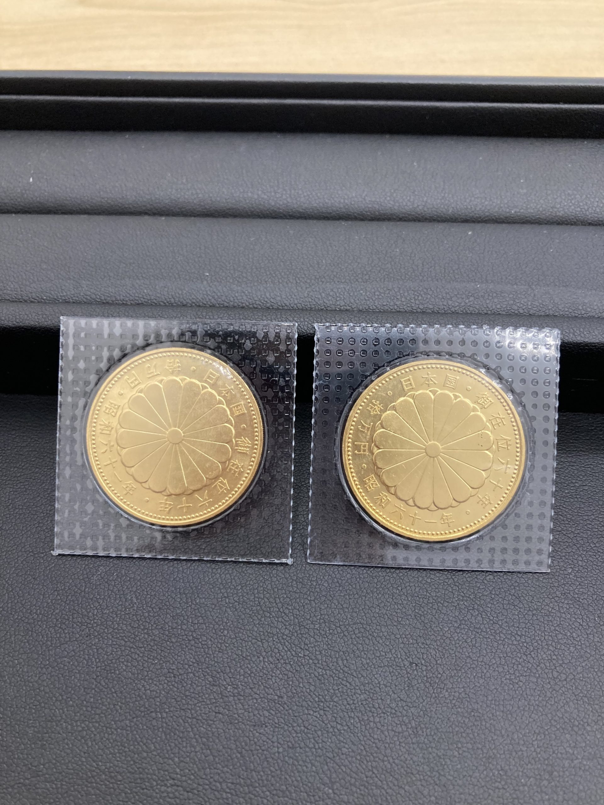 在位10万円金貨をお買取させて頂きました♪